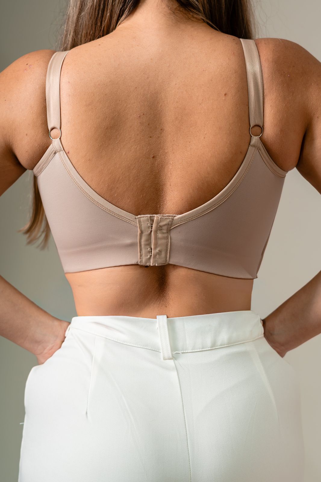 Sutiã Modelador com 2 Barbatanas – Alta Sustentação e Conforto